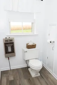 Amish School House & Farm House Apt in Lancaster - Image 4