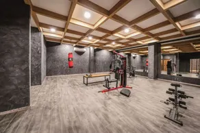 Giada-Towers 213B · Complete 2BR Pool Gym Sauna WIFI | Close to Town - Image 3