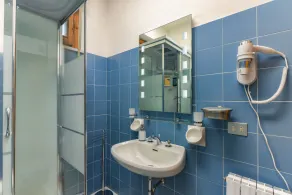 A casa di Dario: a due passi dal mare con posto auto - Image 5