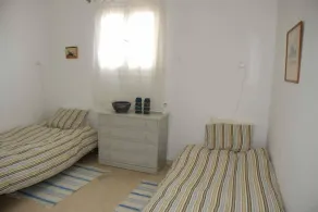 Eretria: Single storey house, in an olive grove, 250 from the beach - Image 4