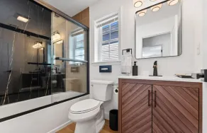 Cityscape Unit LOCATED APPROX 5 MIN. FROM NEWARK LIBERTY INTERNATIONAL AIRPORT - Image 4