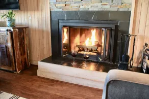 Wintergreen. Panoramic Sunsets, Mountain Views, Pool, 2 King Suites, 99 midweek - Image 2