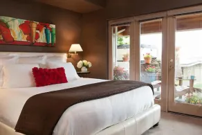 Cottage with Puget Sound, Mount Rainier, & Olympic Views - Image 5