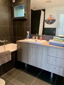 Herrlicher Seeblick 180 Grad Südlage mit Pool. 4 schlafzimmer 4 badezimmer - Image 2