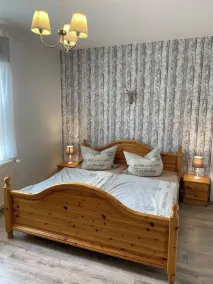 Vacation apartment, country house kitchen, directly at the park \"Fuchsgrund\" - Image 2