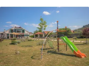Vila P - Image 2
