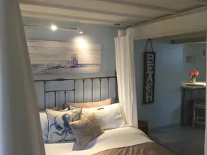 Beach Lux @ The Sea Esta Inn - Image 5