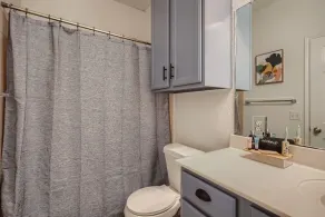 Spacious 6-bedroom Duplex  w/Pool Mins FC Stadium / Domain - Image 4