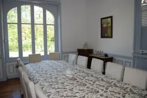 Chateau 150kms south of Paris for 15 people - Image 5