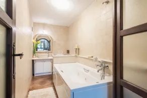 Ampelos Estate – The Stone Room - Image 2