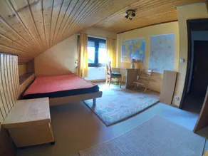 Top floor apartment with great views - Image 4