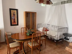 Rural apartment with patio - Image 5
