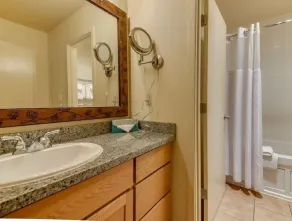 Best Location and layout at 7th Mountain 1024 SF 2 Bed/2 Bath - Pet Friendly - Image 5