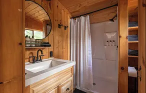A Cozy Getaway - Waterfront, Fire Pit, Knotty Pine, Kayaks  - Image 2