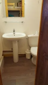 STUDIO 17m², 5 BEDS - Image 3