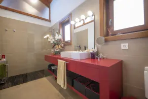 Villa Torrelles: Pool and views 20min to Barcelona - Image 2