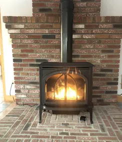 Trailside! Bike In Bike Out, Steps to Town. Outdoor shower, fire pit, & more. - Image 3
