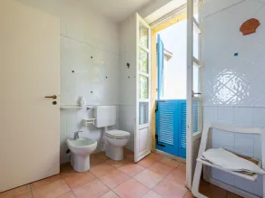 Nice apartment in villa for 5 people with pool, WIFI, TV, patio and pets allowed - Image 2