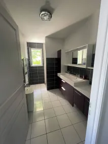 Nyt hus enhver komfort med opvarmet swimmingpool - Image 4