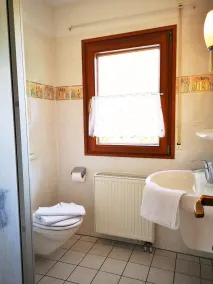 Appartementhaus Kirchweg 19 Fewo 11 - SEESCHWALBE - Image 3