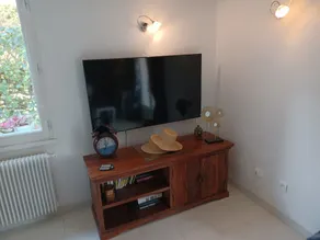 Ferienwohnung 'Le Mas Des Pins' mit Bergblick, WLAN und Klimaanlage - Image 2