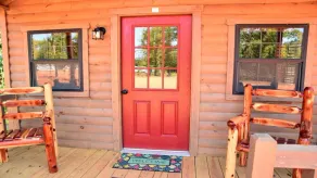 PET VENNLIGT 🐾<br>Swan Bay Cabins & RV Park Hytte # (1) Paris Tn, Kentucky Lake - Image 4