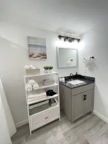Cheerfull 2 bedroom Basement Apartment - Image 3