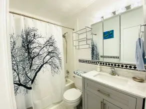 Cozy Ranch Close to everything - Image 4