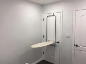 Newly Renovated Clean One Bedroom Apartment - Image 3
