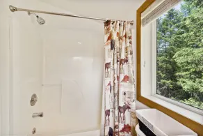 *Mountain View* Entire Upstairs CHALET, Kalispell, MT - Image 5