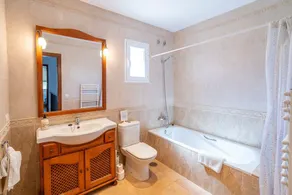 Villa Monterosa with Lake and Mountain View, Pool, Garden & Wi-Fi - Image 2