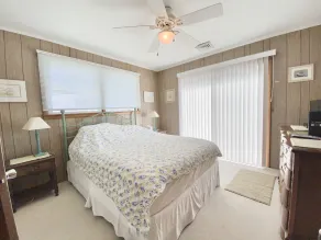 Casa de Praia Bonita a uma Curta Distância da Praia e Shopping, Alpendre - Image 4