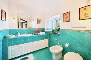 VILLA MARATEA - Six Bedroom Villa, Sleeps 12 - Image 3