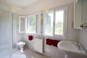 casa de la familia rural en el Casentino con piscina exclusiva y jardines. Mascota amigable - Image 3