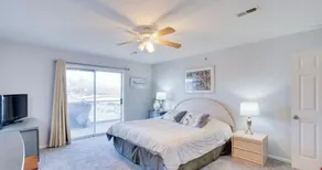 Leisten 3BR / 2BA, Erdgeschoss, Wasserfront, Slip inklusive, Walk Off Front Deck !! - Image 5