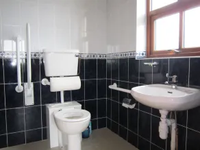 Majestic Sea Views, Family Friendly, Pet Friendly, Wheelchair Accessible - Image 2