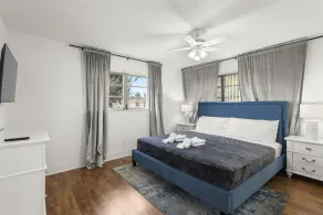 Chic and Central Condo - Palm Wave Says - Image 3