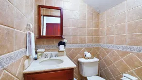Luxury 4BR 4BTH Villa & Casita in Tamarindo Beach, Private Pool, steps to Beach - Image 3