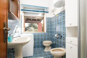Holiday Home 'Gungui' with Private Terrace, Shared Garden and Air Conditioning - Image 2