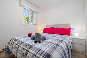City Escape Apartment with Private Pool, Garden & Wi-Fi - Image 3