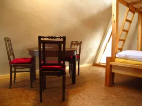 Lärare Hem / familjeboende - trädgårdsmästare hus - Image 4