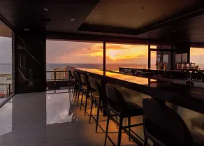 RIHGA Royal Resort Okinawa Chatan - Image 5