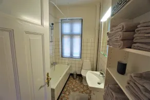 Sea View apartment in the heart of Stege - Image 2