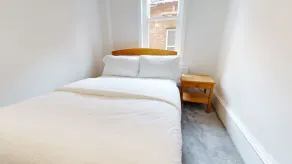 Oxford two bedroom short let apartment sleeps four. - Image 4