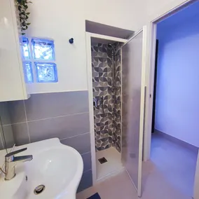 Holiday Home \"Campulongu Suite\" with Sea View, Wi-Fi, Garden & Terrace - Image 4
