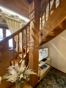 My mini house | 2 rooms | Smart TV | Stone & wood - Image 3