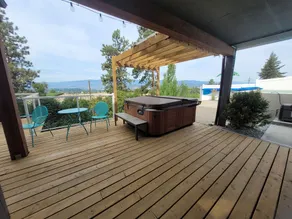 Goditi la vista sulla città Dalla tua piscina privata e vasca idromassaggio - Image 4