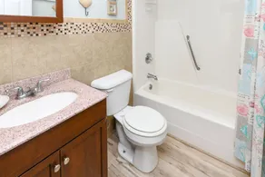 Spacieux OCEANFRONT 3 BR 2 BA! Wifi gratuit! Grande piscine! Linge de maison inclus! - Image 2