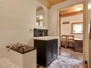 Farmhouse in Enschede near Forest - Image 3