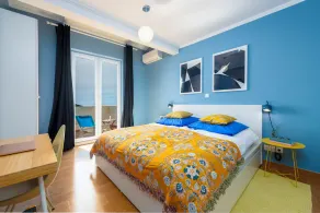 Golden Cove Apartment - Image 4